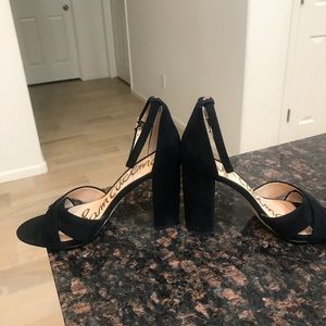 sam edelman yancy crisscross ankle strap sandal